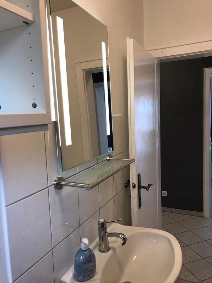 Grosse Ferienwohnung An Der Rheinpromenade Three Ντούισμπουργκ Εξωτερικό φωτογραφία